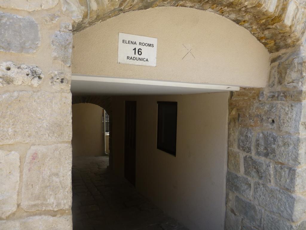 Apartment Elena Rooms Split Exterior foto